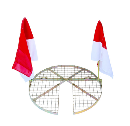 SG040 foldable work grille Ø 670 mm manhole cover with opening (with flags)