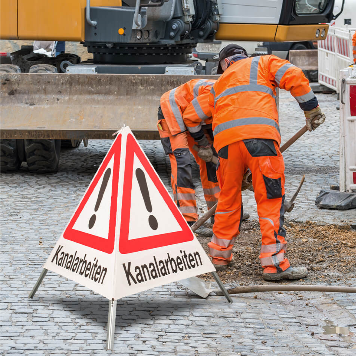 Faltsignal 90 cm [Gefahrstelle] "Kanalarbeiten" R1 stark reflektierend, Warndreieck